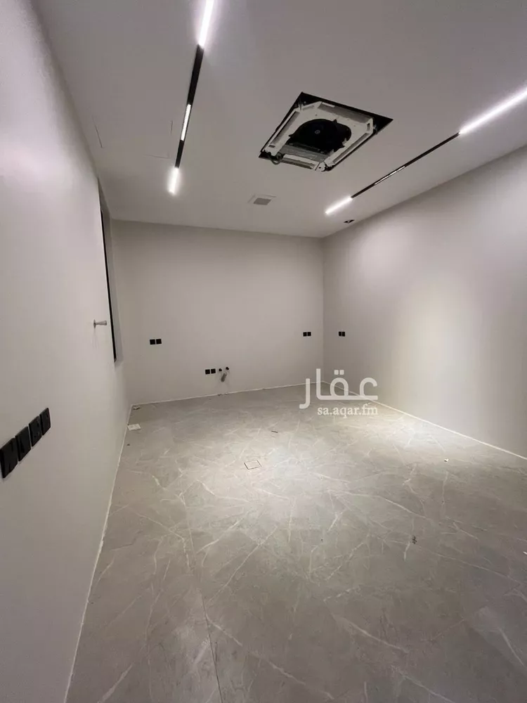 Villa for Sale in Riyadh Al Mahdiyah 11