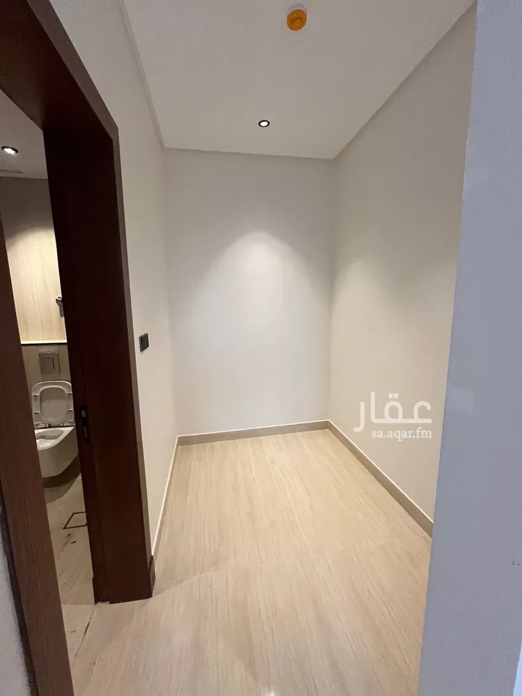 شقة للبيع في شارع أحمد بن الحسن الأنصاري, حي المهدية, مدينة الرياض, منطقة الرياض 21