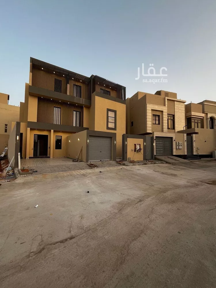 فيلا للبيع في شارع إسماعيل بن أبي الغنائم, حي المهدية, مدينة الرياض, منطقة الرياض