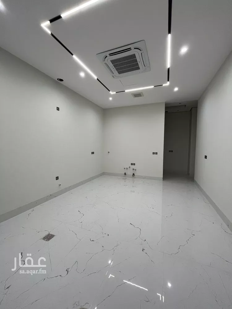 Villa for Sale in Riyadh Al Mahdiyah 15