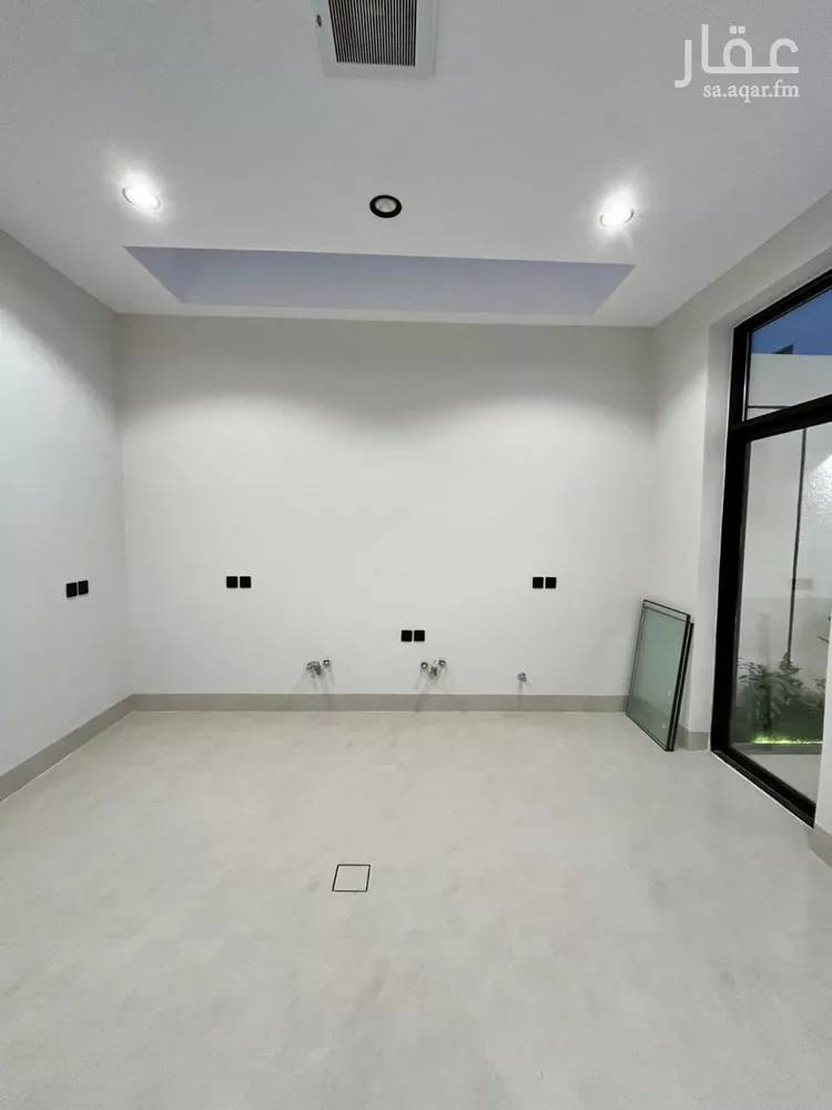 Villa for Sale in Riyadh Al Mahdiyah 12