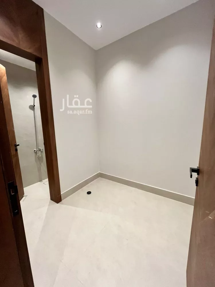 Villa for Sale in Riyadh Al Mahdiyah 16