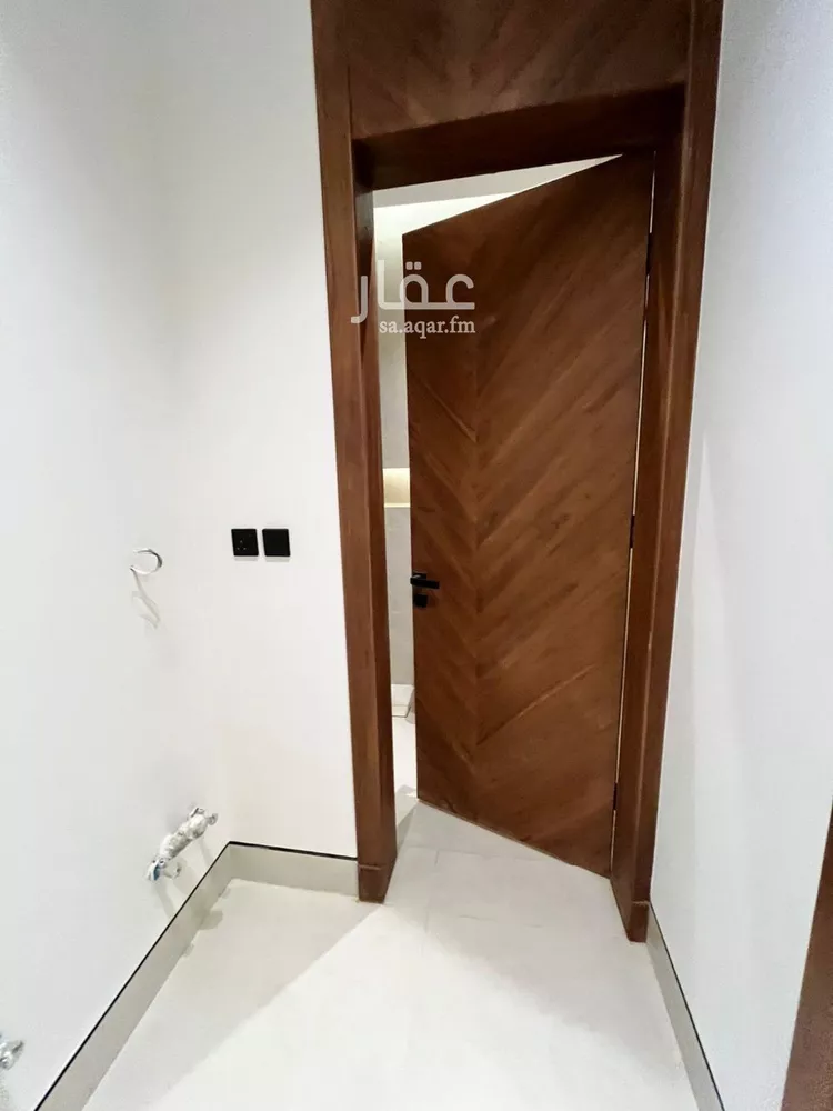 Villa for Sale in Riyadh Al Mahdiyah 22