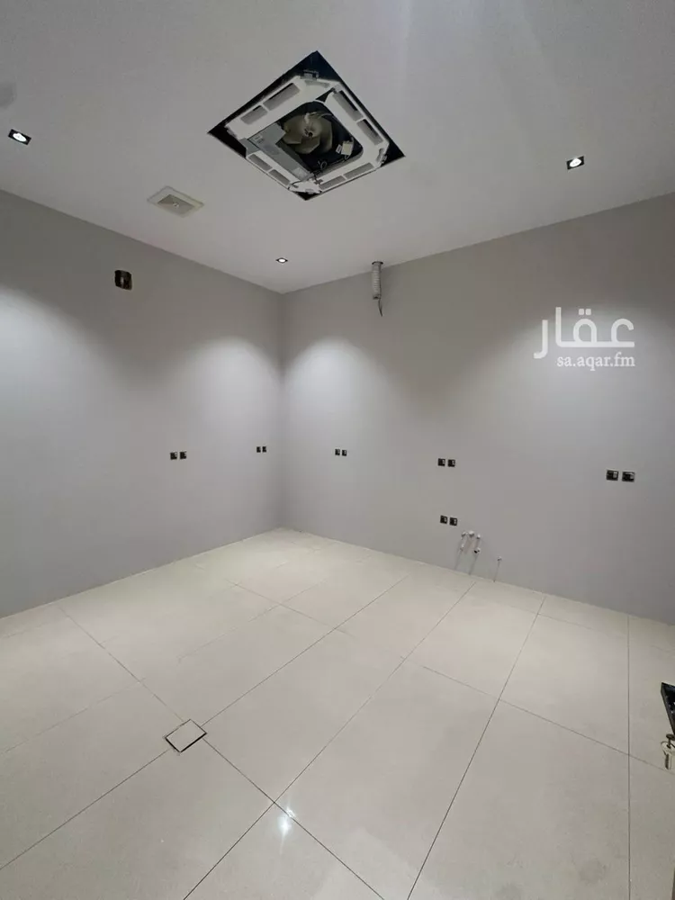 فيلا للبيع في شارع  شهيد الدين ثم الوطن هشام سعد ناصر جميعه, حي المهدية, مدينة الرياض, منطقة الرياض صورة 5