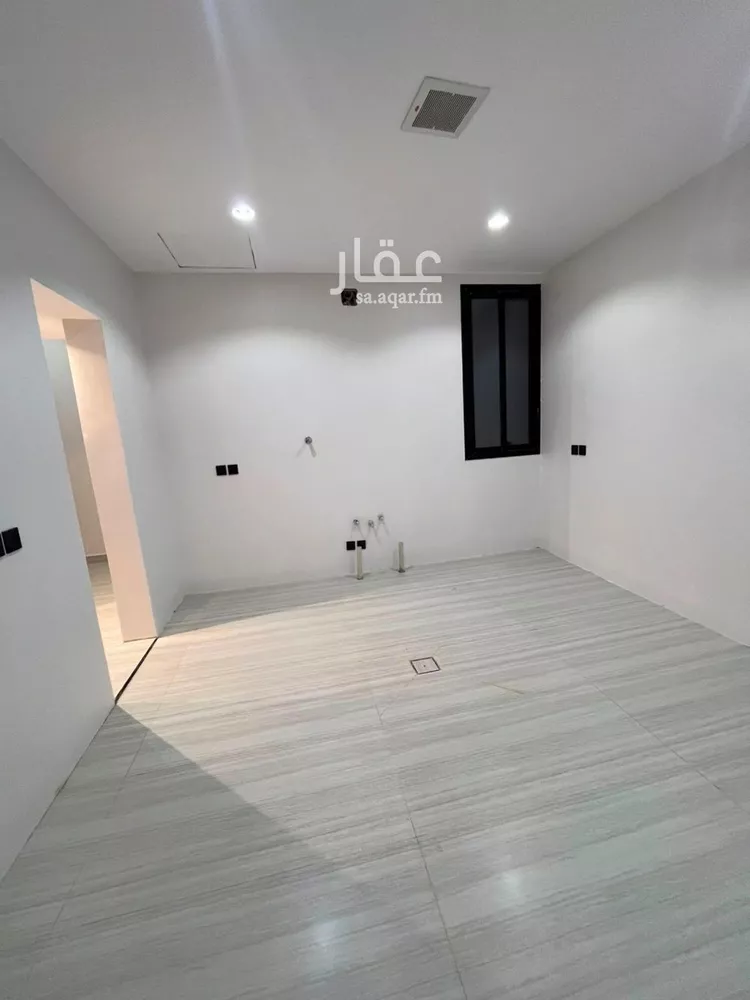 فيلا للبيع في شارع تقى الدين التميمى, حي المهدية, مدينة الرياض, منطقة الرياض 13