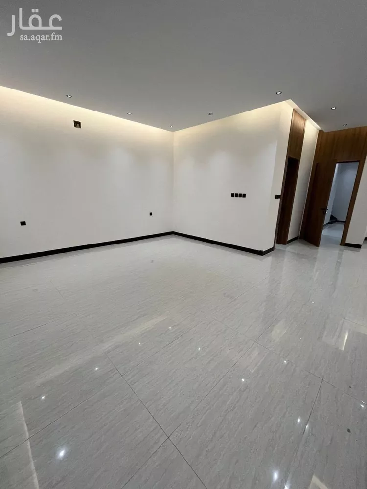 Villa for Sale in Riyadh Al Mahdiyah 11