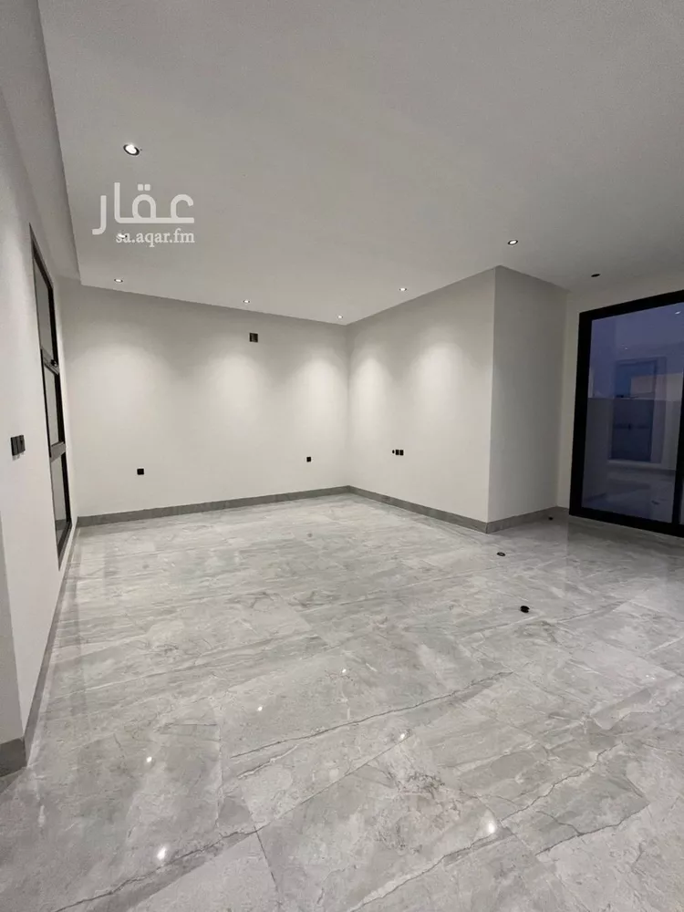 Villa for Sale in Riyadh Al Mahdiyah 21