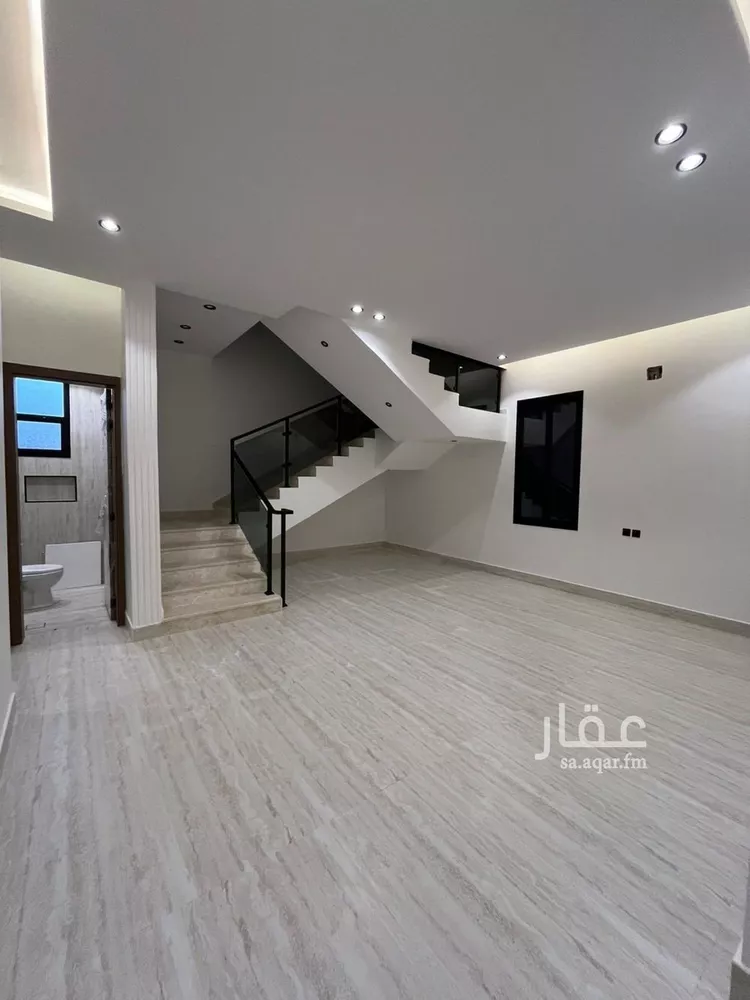 فيلا للبيع في شارع ابن سحيم, حي المهدية, مدينة الرياض, منطقة الرياض 15