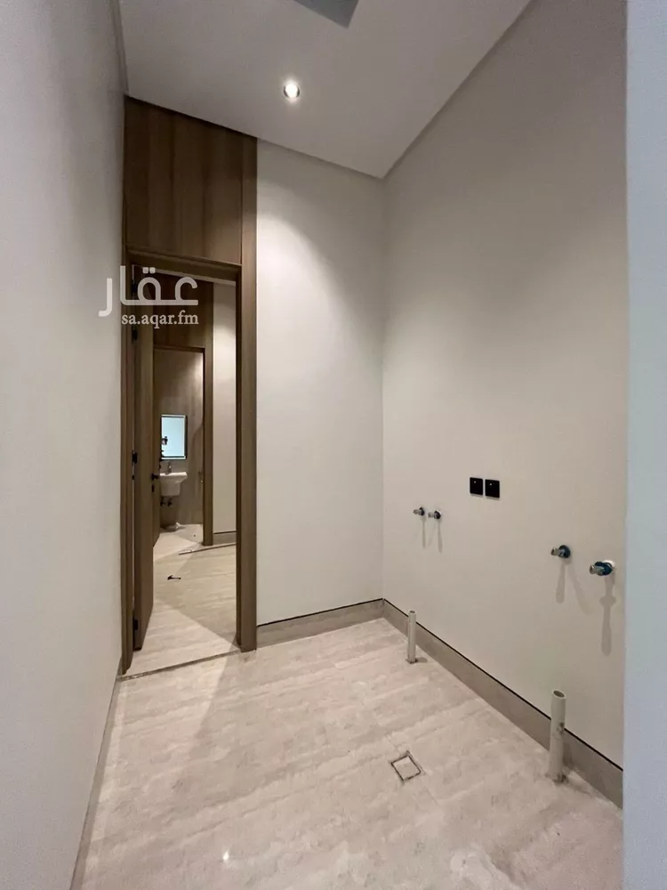 Villa for Sale in Riyadh Al Mahdiyah 17