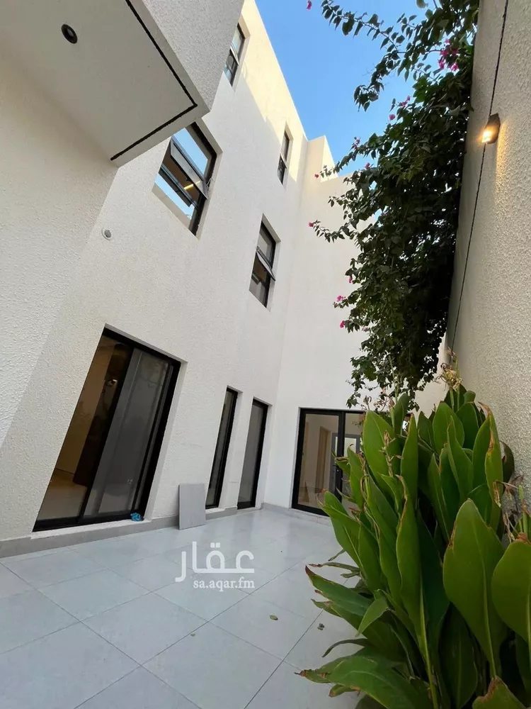 Villa for Sale in Riyadh Al Mahdiyah صورة 4