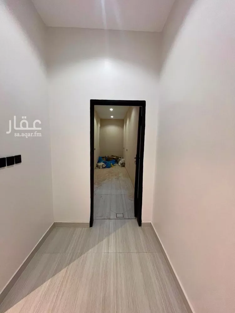 فيلا للبيع في شارع تقى الدين التميمى, حي المهدية, مدينة الرياض, منطقة الرياض 15