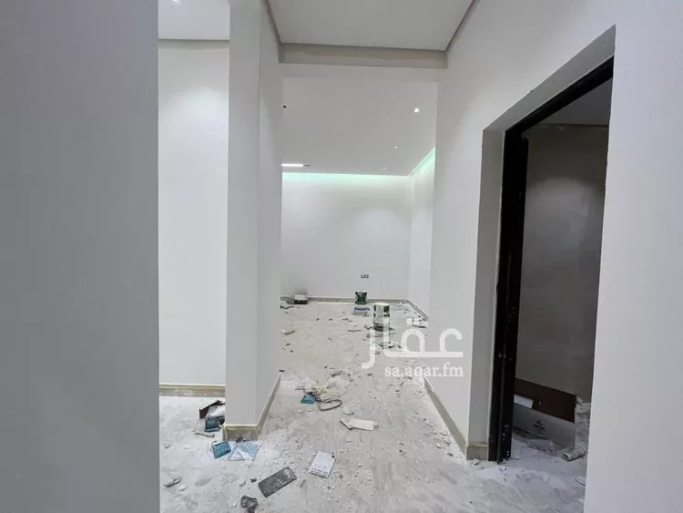 فيلا للبيع في شارع إسماعيل بن أبي الغنائم, حي المهدية, مدينة الرياض, منطقة الرياض صورة 5