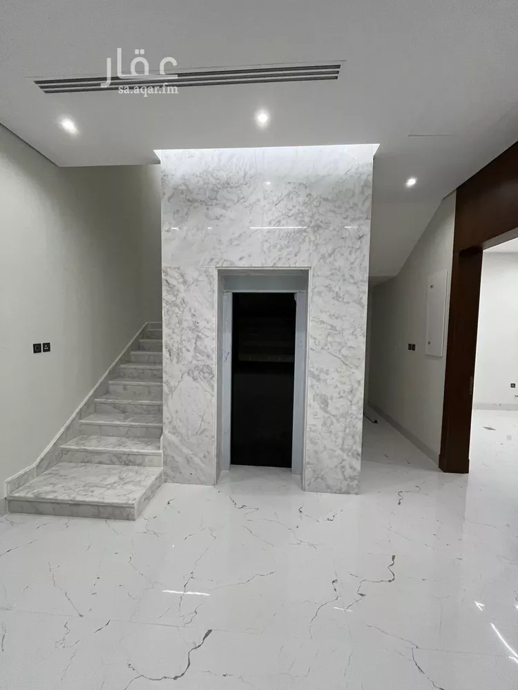 Villa for Sale in Riyadh Al Mahdiyah 16