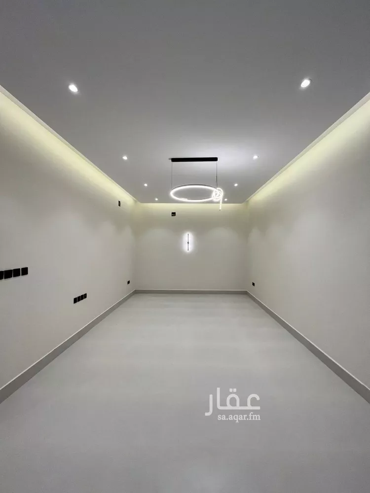 فيلا للبيع في شارع محمد بن أحمد الفاسي, حي المهدية, مدينة الرياض, منطقة الرياض صورة 3