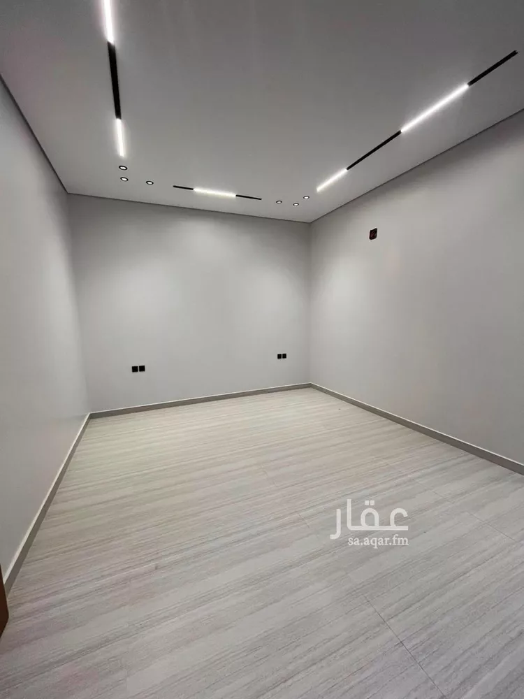 فيلا للبيع في شارع تقى الدين التميمى, حي المهدية, مدينة الرياض, منطقة الرياض 12