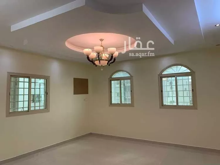 عمارة للإيجار في شارع نصر الكناني, حي الحلقة الشرقية, مدينة الطائف, منطقة مكة المكرمة صورة 2