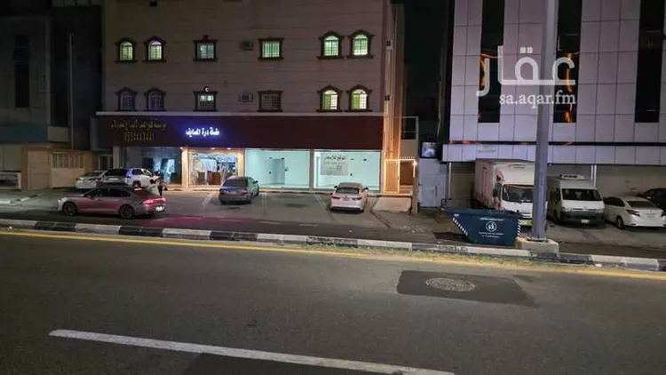 عمارة للإيجار في شارع نصر الكناني, حي الحلقة الشرقية, مدينة الطائف, منطقة مكة المكرمة صورة 4