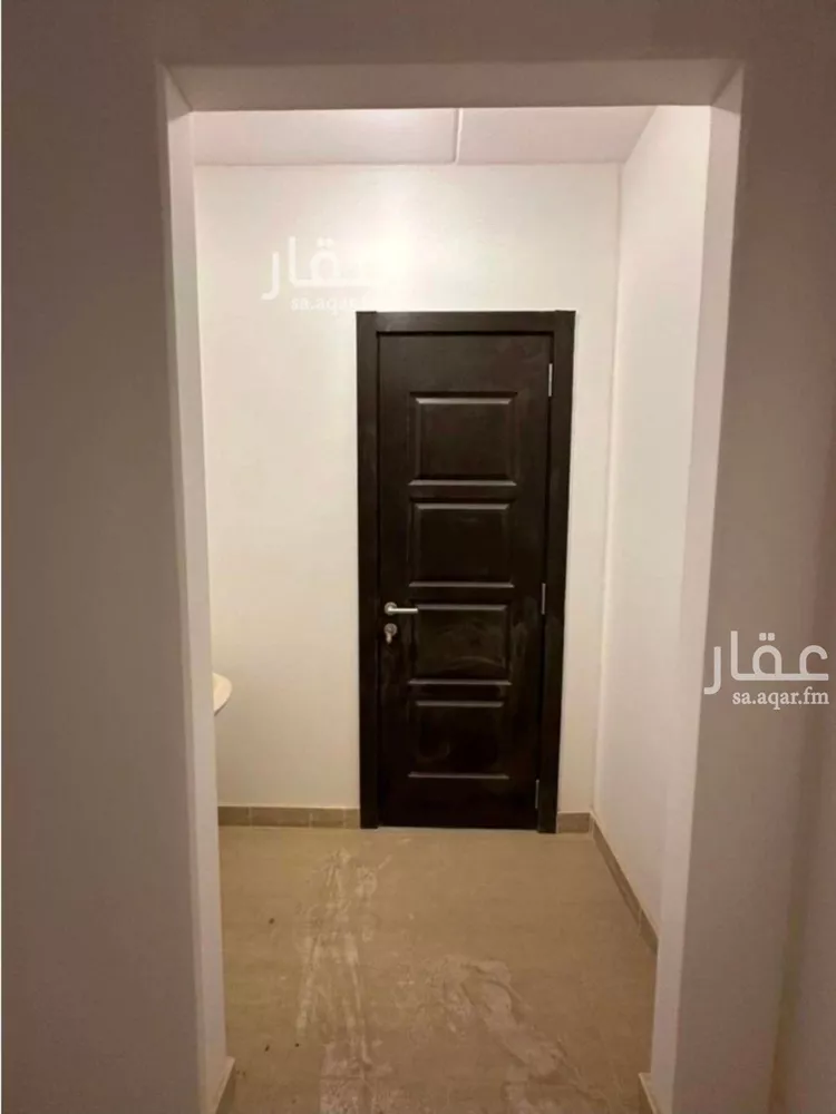 فيلا للإيجار في شارع علي الأحمر, حي مطار الملك خالد الدولي, مدينة الرياض, منطقة الرياض صورة 5