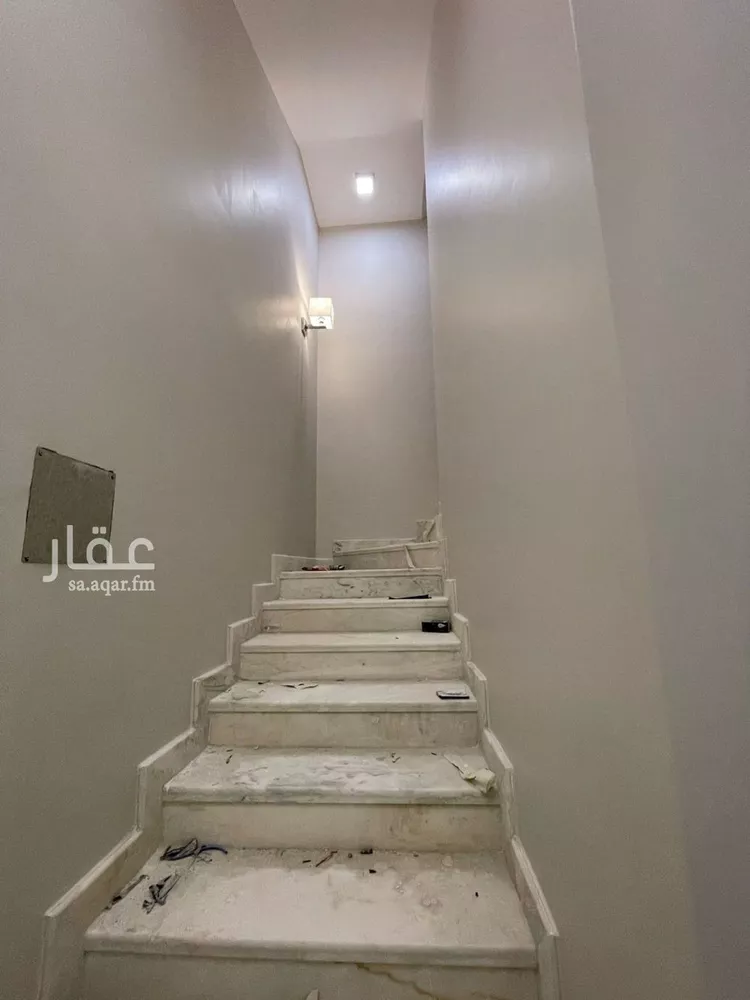 فيلا للبيع في شارع ثعلبه بن سعد الخزرجي, حي العارض, مدينة الرياض, منطقة الرياض صورة 2