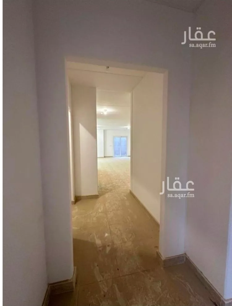 فيلا للإيجار في شارع علي الأحمر, حي مطار الملك خالد الدولي, مدينة الرياض, منطقة الرياض صورة 3