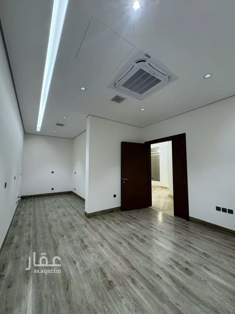 فيلا للبيع في شارع علي بن أبي تمام, حي النرجس, مدينة الرياض, منطقة الرياض صورة 3