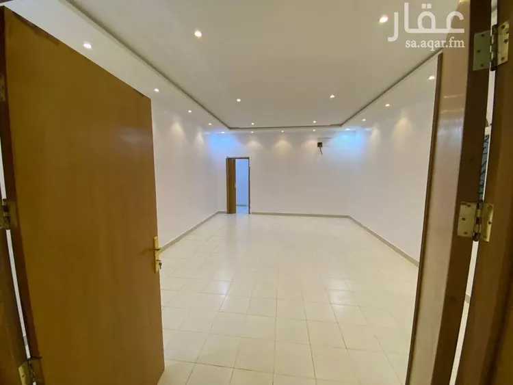 فيلا للبيع في شارع صافي النحوي, حي الرمال, مدينة الرياض, منطقة الرياض 11