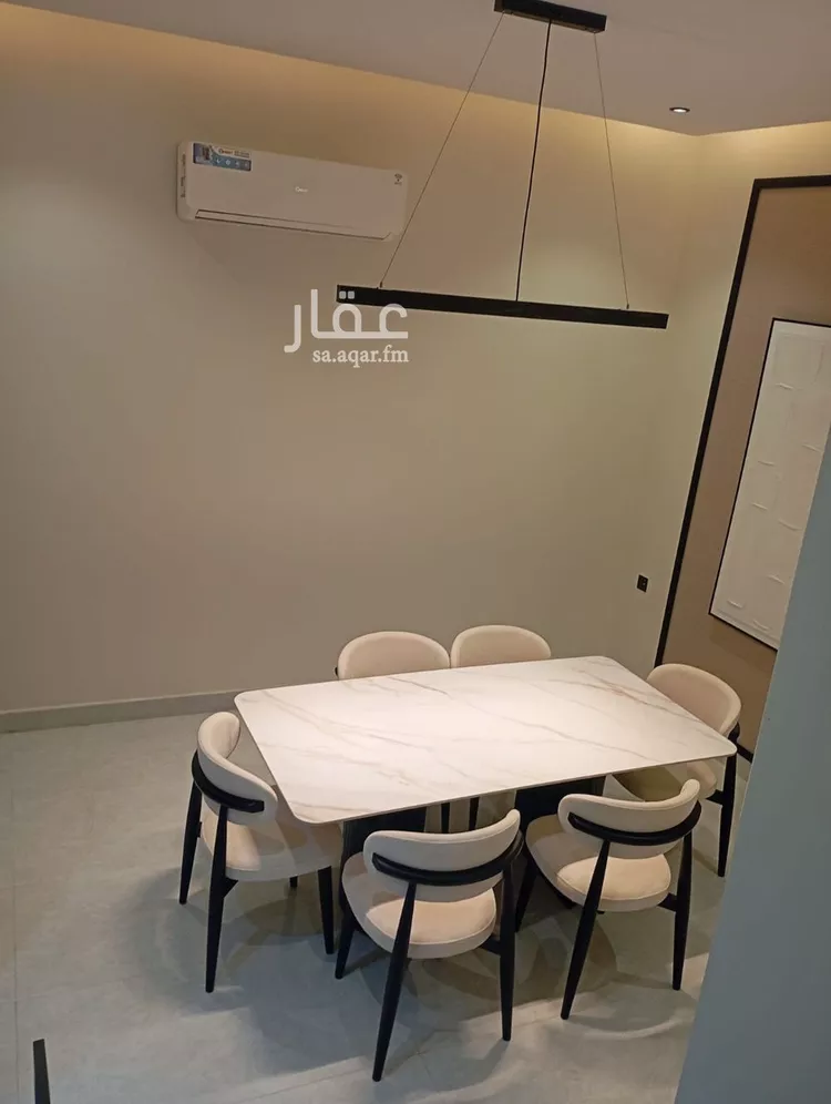 Floor for Sale in Riyadh Ar Rimal 8