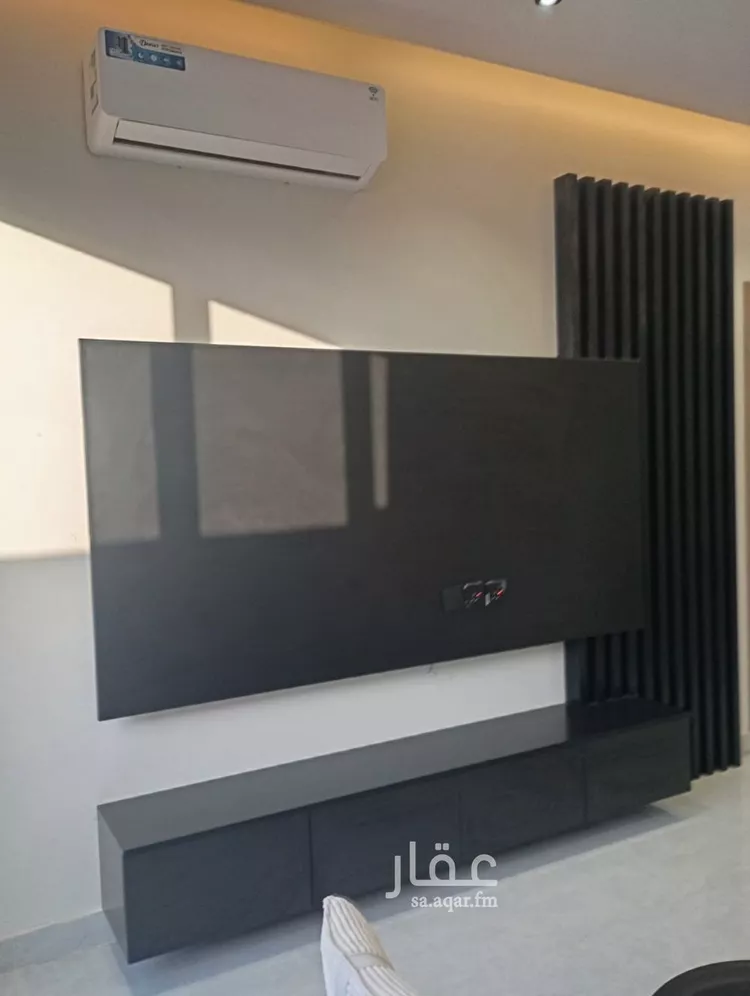Floor for Sale in Riyadh Ar Rimal 7