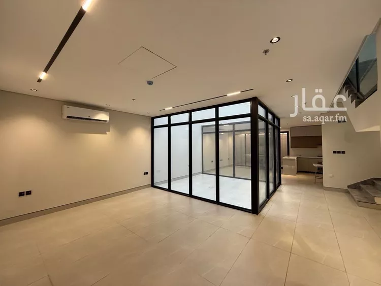 فيلا للإيجار في شارع عبدالله المويس, حي الرمال, مدينة الرياض, منطقة الرياض 9
