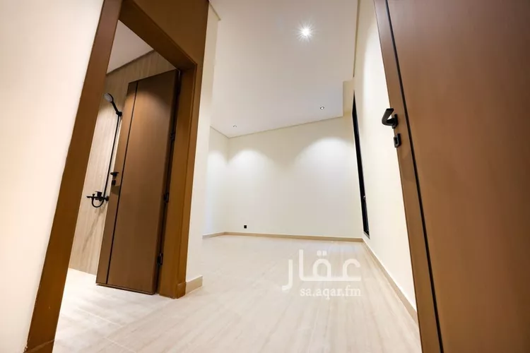 فيلا للبيع في شارع عبدالفتاح راوه, حي الرمال, مدينة الرياض, منطقة الرياض 7