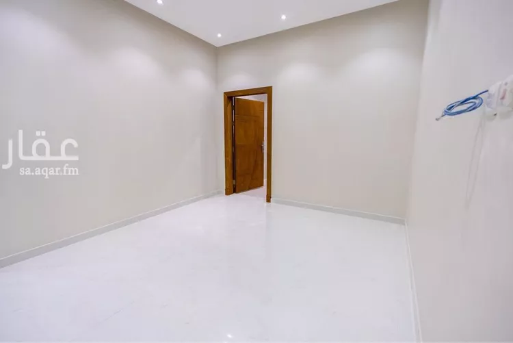 فيلا للإيجار في شارع رقم 393, حي المونسية, مدينة الرياض, منطقة الرياض 16