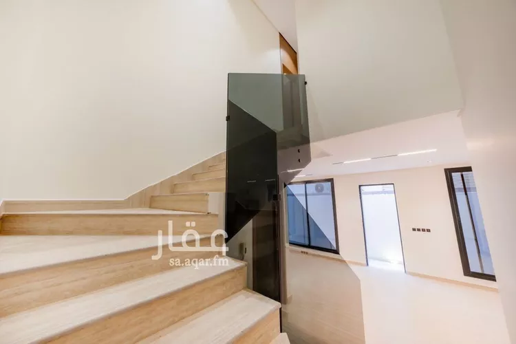 Villa for Sale in Riyadh Ar Rimal 7