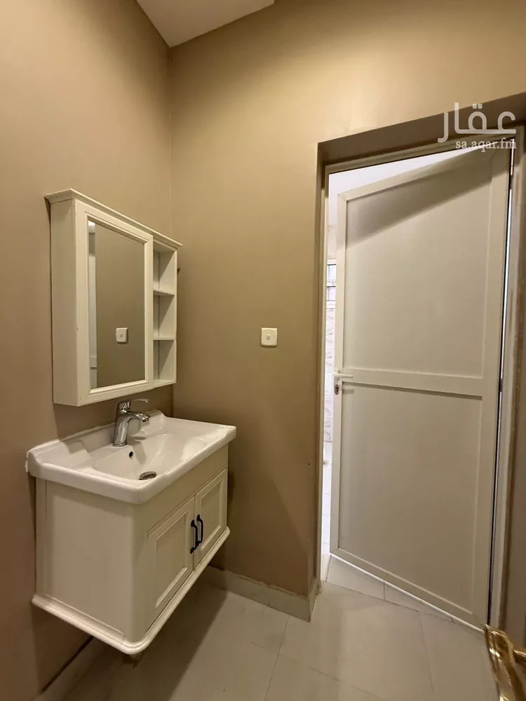 فيلا للإيجار في شارع رقم 463, حي المونسية, مدينة الرياض, منطقة الرياض 9