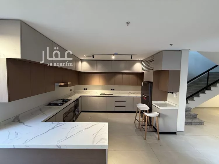 فيلا للإيجار في شارع عبدالله المويس, حي الرمال, مدينة الرياض, منطقة الرياض 14