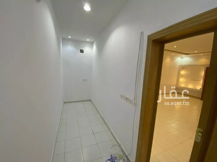فيلا للبيع في شارع صافي النحوي, حي الرمال, مدينة الرياض, منطقة الرياض 25