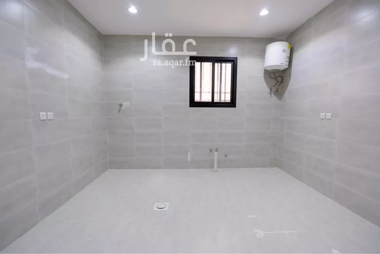 فيلا للإيجار في شارع رقم 393, حي المونسية, مدينة الرياض, منطقة الرياض 8