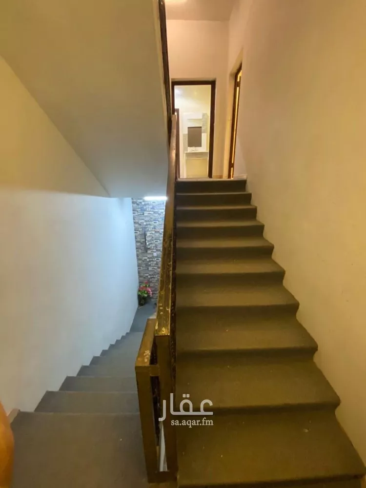 فيلا للبيع في شارع الدفاع, حي إشبيلية, مدينة الرياض, منطقة الرياض صورة 4