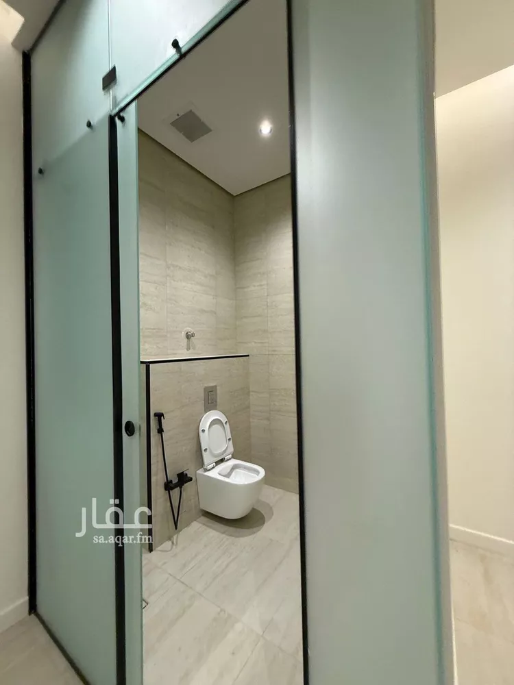 شقة للإيجار في شارع صالح بن محمد, حي القيروان, مدينة الرياض, منطقة الرياض 8