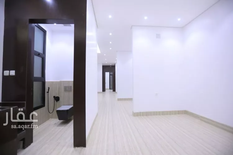 دور للبيع في شارع محمد السلمانى, حي الرمال, مدينة الرياض, منطقة الرياض صورة 5