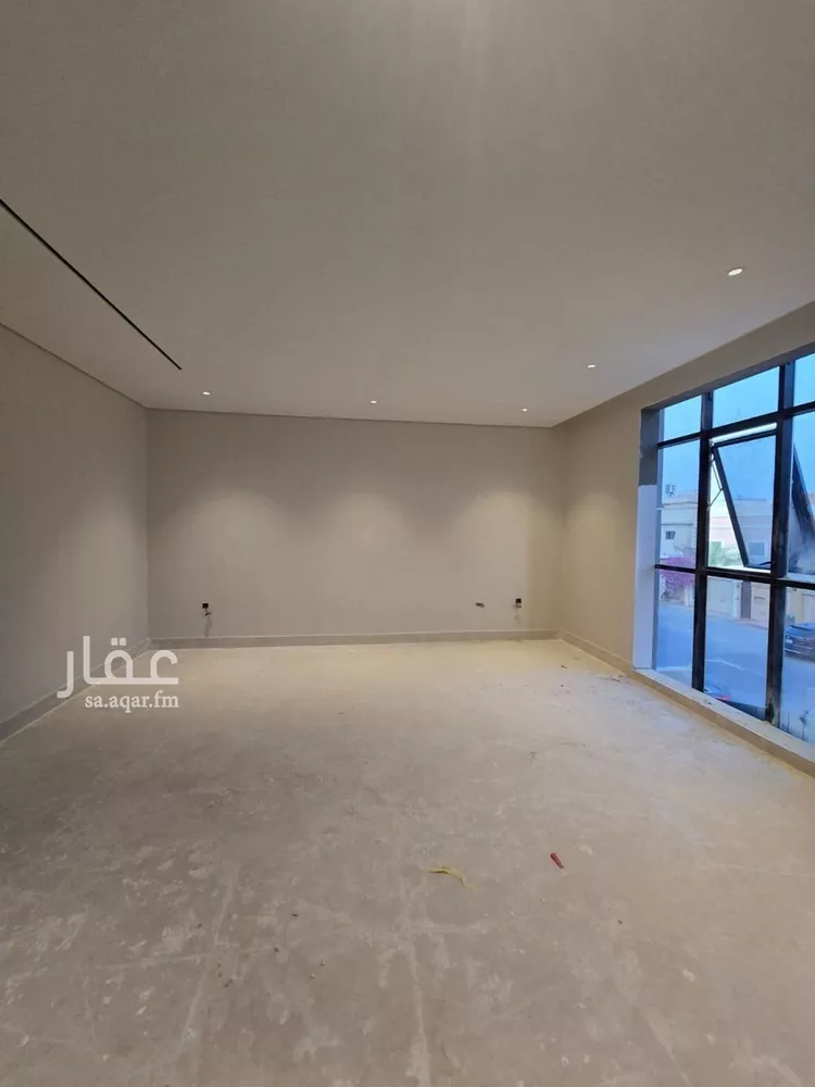 فيلا للبيع في شارع سيبويه, حي الروضة, مدينة الرياض, منطقة الرياض صورة 4