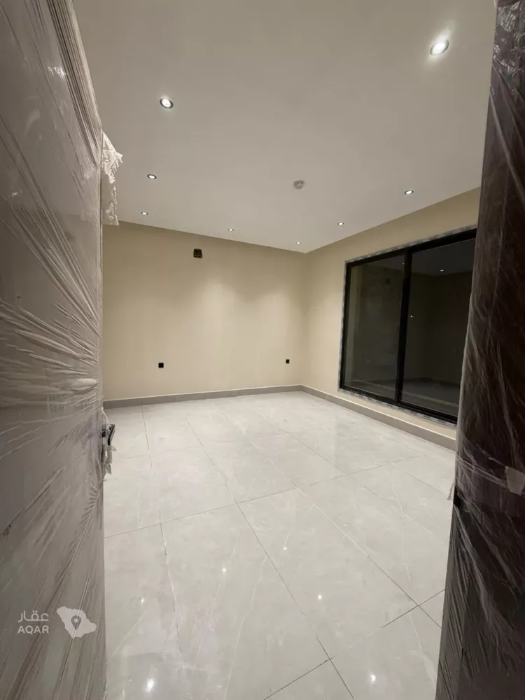 Building for Sale in Riyadh Al Qadisiyah 13
