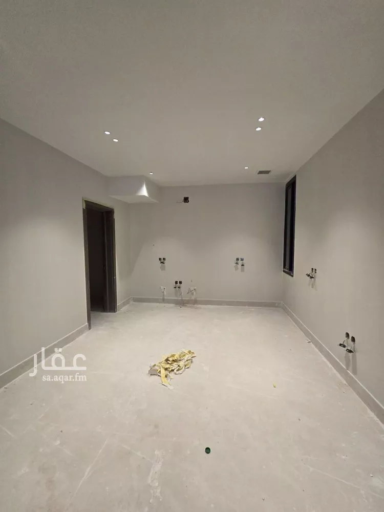فيلا للبيع في شارع سيبويه, حي الروضة, مدينة الرياض, منطقة الرياض صورة 2