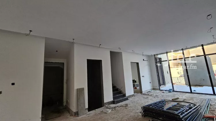 فيلا للبيع في شارع خالد بن الوليد, حي الملك فيصل, مدينة الرياض, منطقة الرياض صورة 3