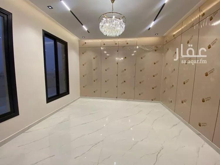 Floor for Sale in Riyadh Okaz 6