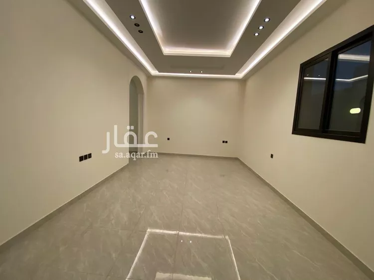 دور للبيع في شارع حرملة بن هوذه, حي بدر, مدينة الرياض, منطقة الرياض صورة 5