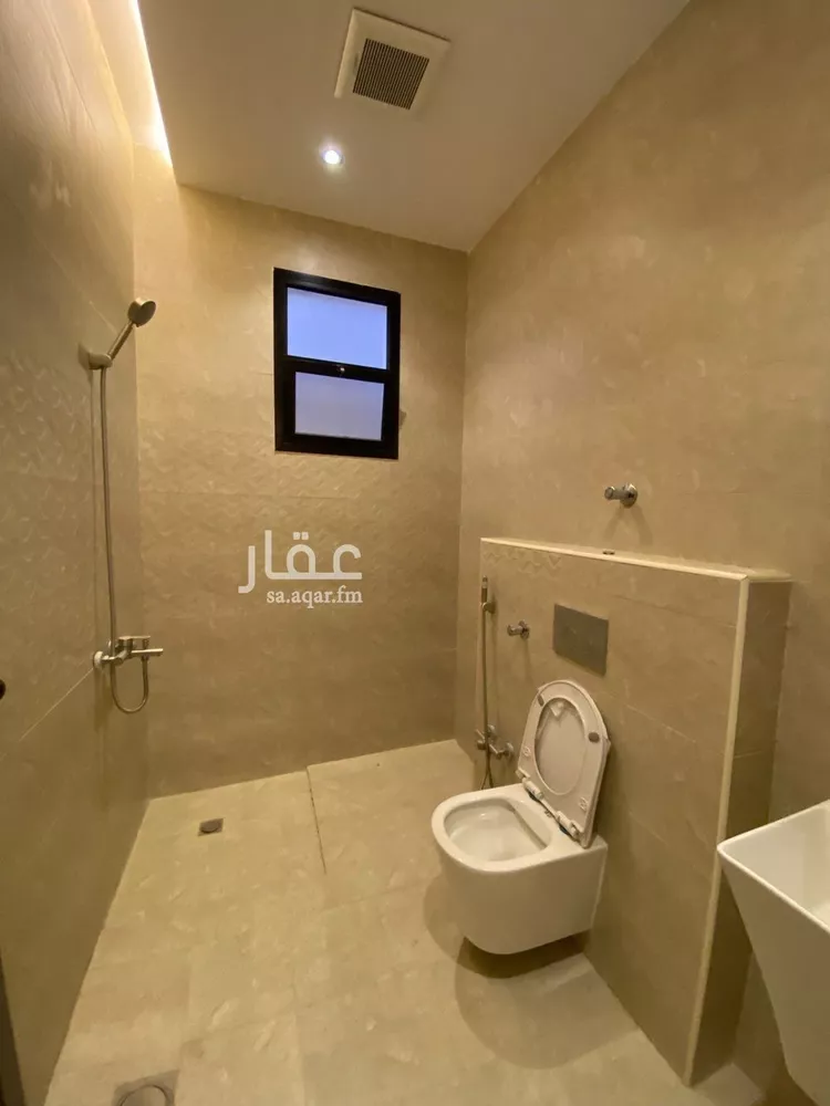 Floor for Sale in Riyadh Badr 7