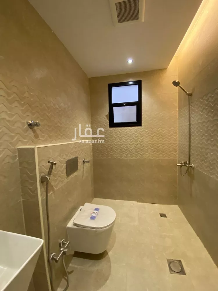 Floor for Sale in Riyadh Badr 10