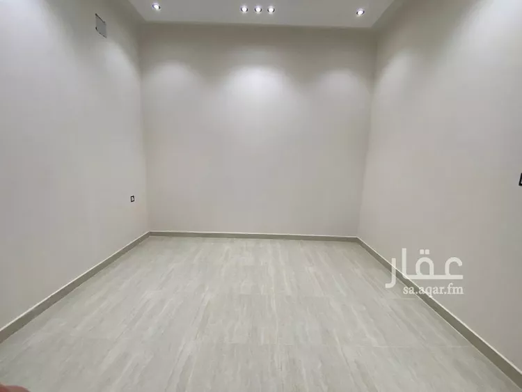 Floor for Sale in Riyadh Al Hazm 11