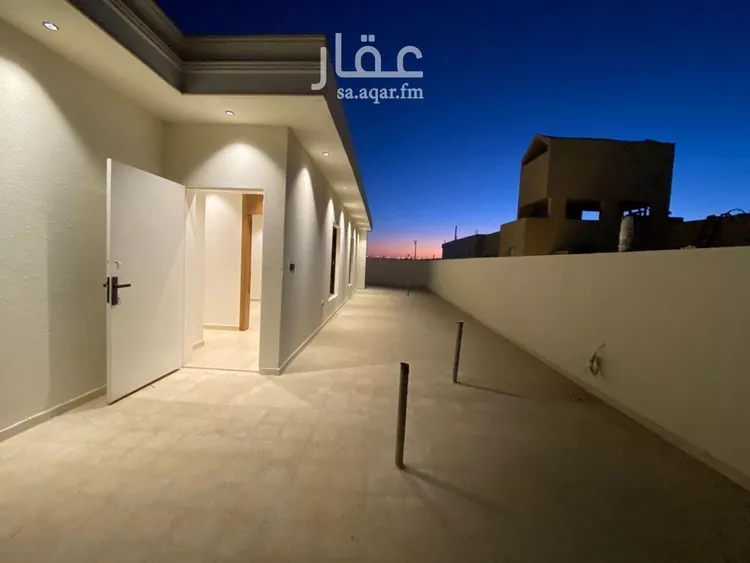 Floor for Sale in Riyadh Okaz 10