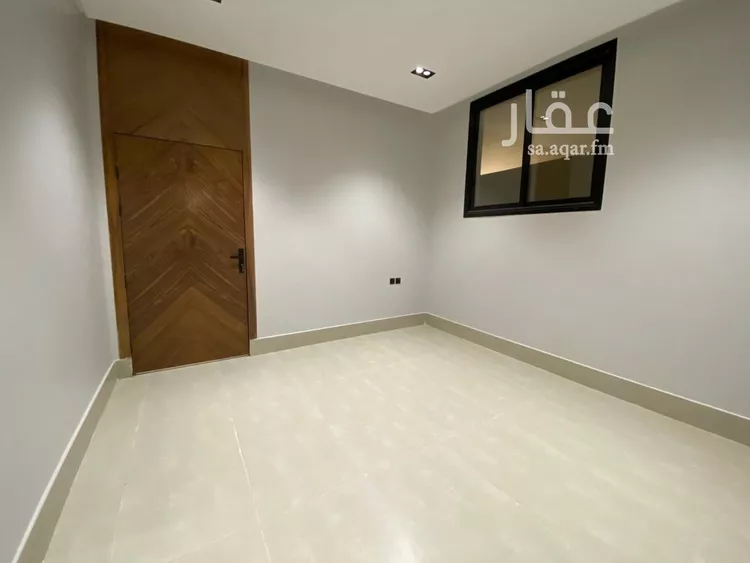 فيلا للبيع في شارع عبدالعزيز القاضي, حي عكاظ, مدينة الرياض, منطقة الرياض صورة 5